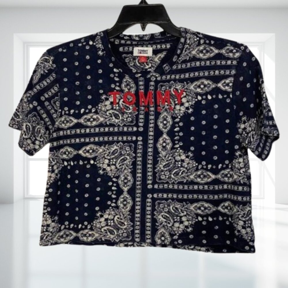 2 for $20 Tommy Jeans Bandana Print Logo Tee Navy Blue Graphic T-Shirt Size XS - Picture 3 of 12